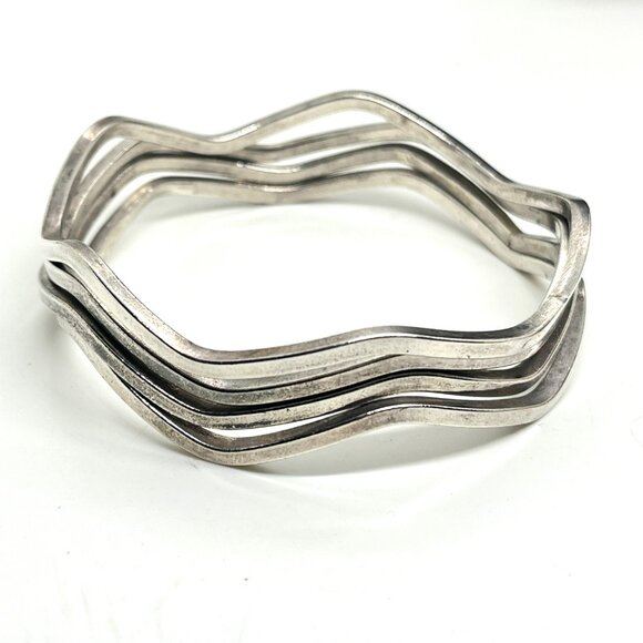 SILVER TONE WAVY Wavy Stackable Bangle Cuff Bracelet Modernist Minimalist - Picture 4 of 12